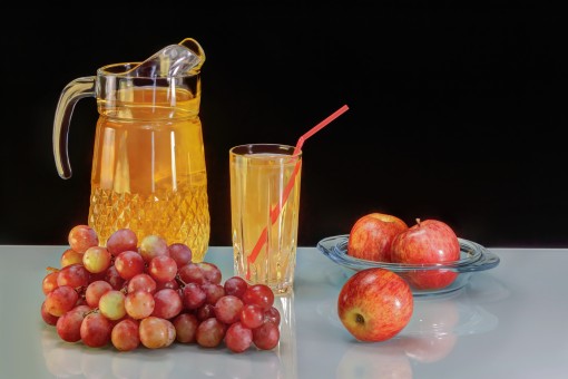Drinks-apple-juice.jpg